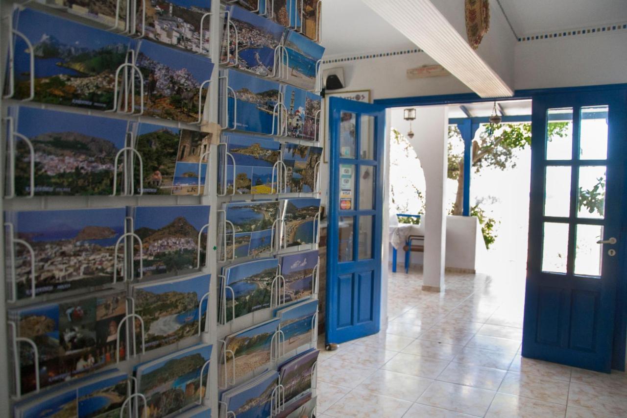 Vardes Hotel Studios Amoopi Exterior foto